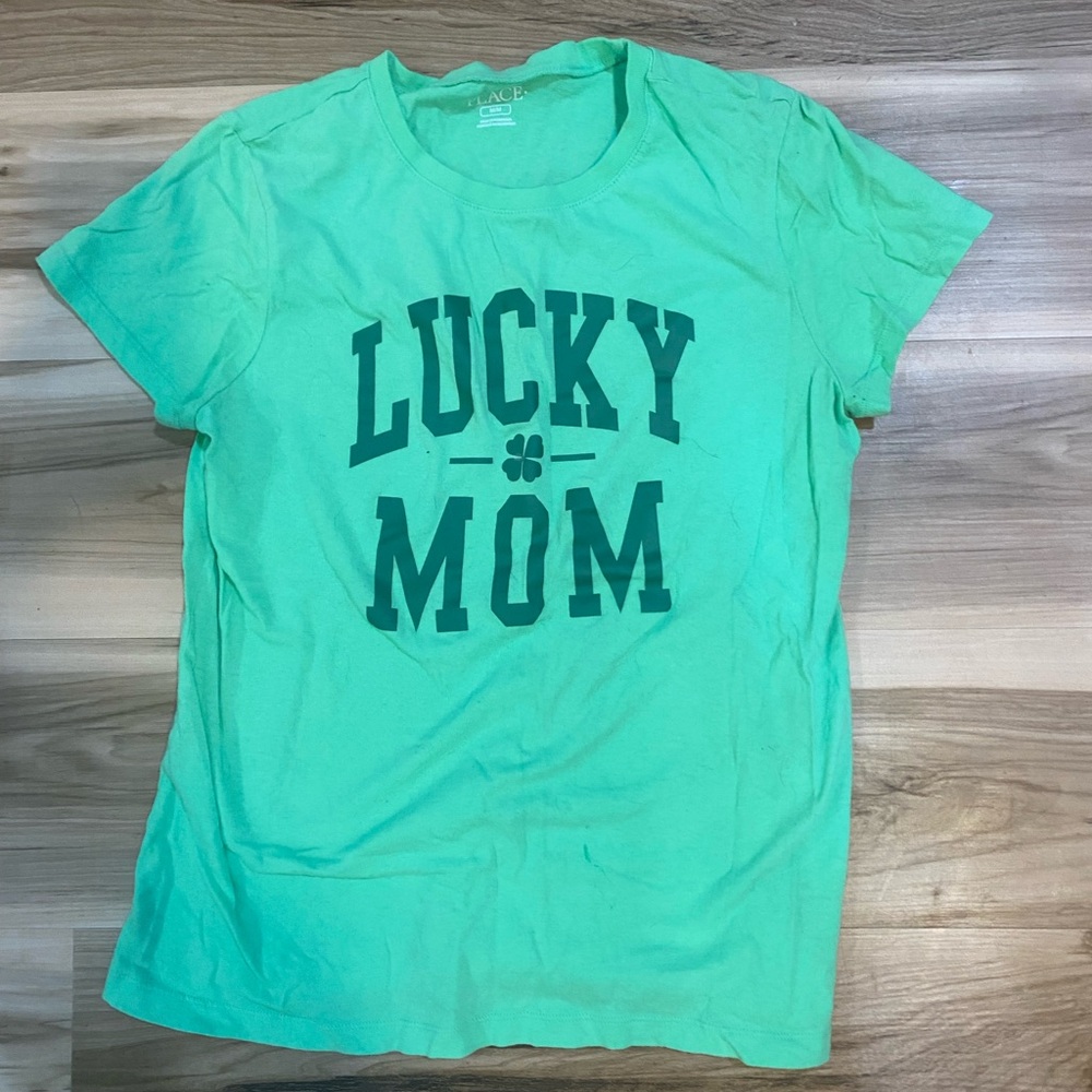 Lucky Mom Green T-Shirt